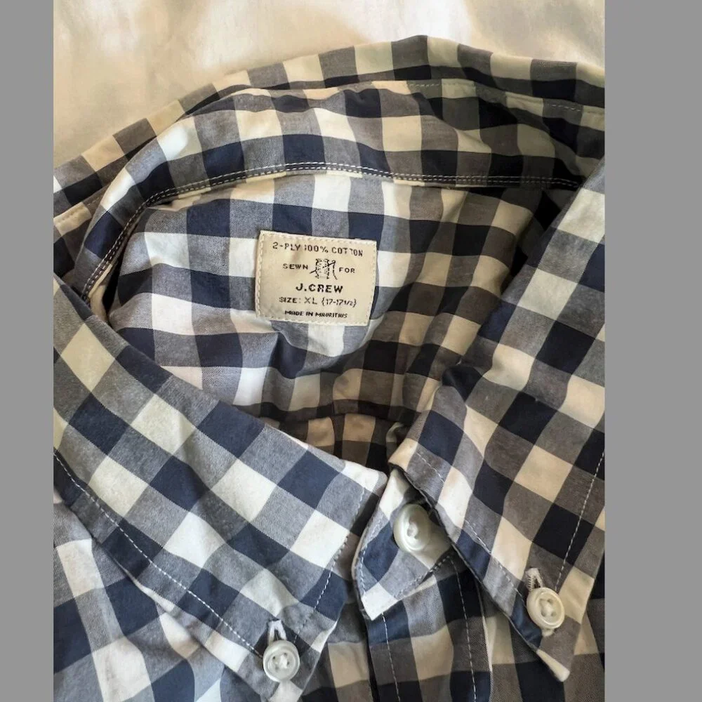 NWOT JCrew Men's Secret Wash organic cotton poplin shirt, Navy, XL - Picture 3 of 7